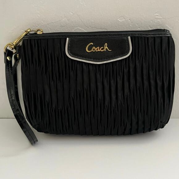 Coach Ashley Gathered Satin Crinkle Wristlet Ruched Fabric Evening Party Black - Picture 1 of 11